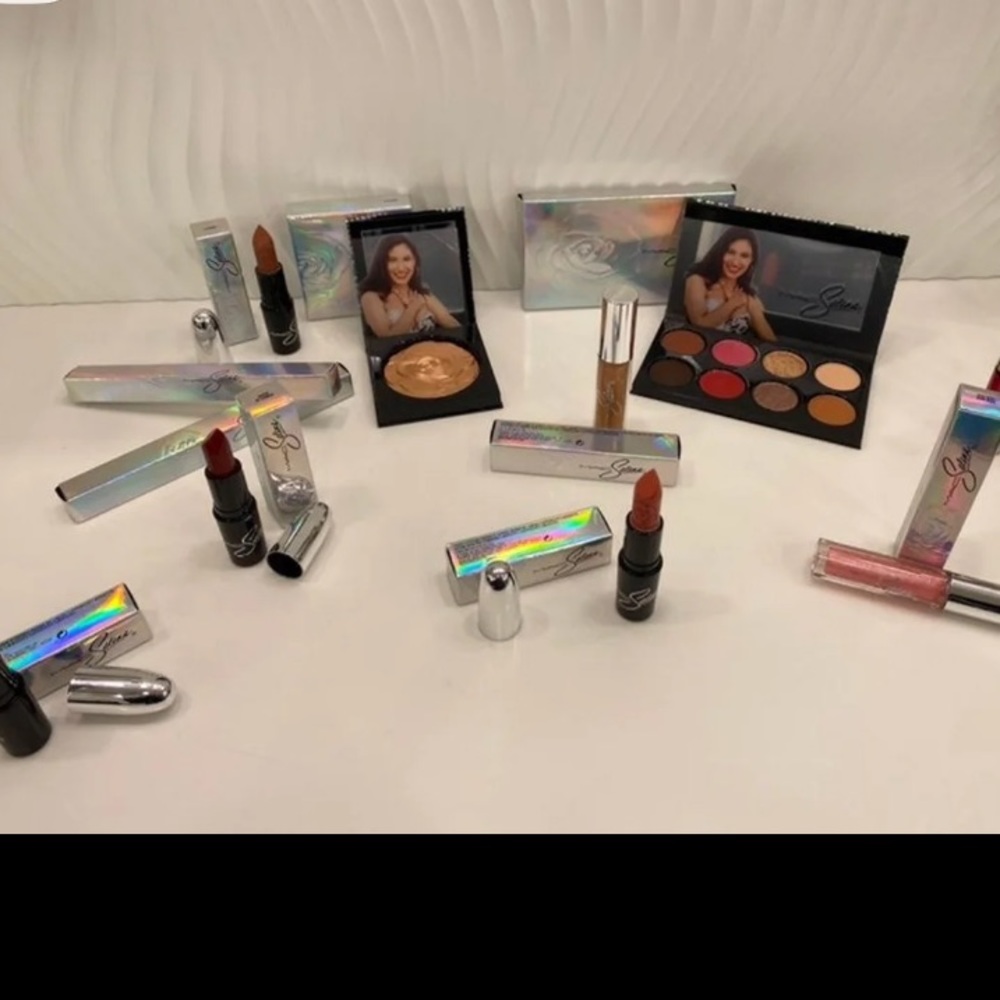 10Pc MAC X Selena Collection!